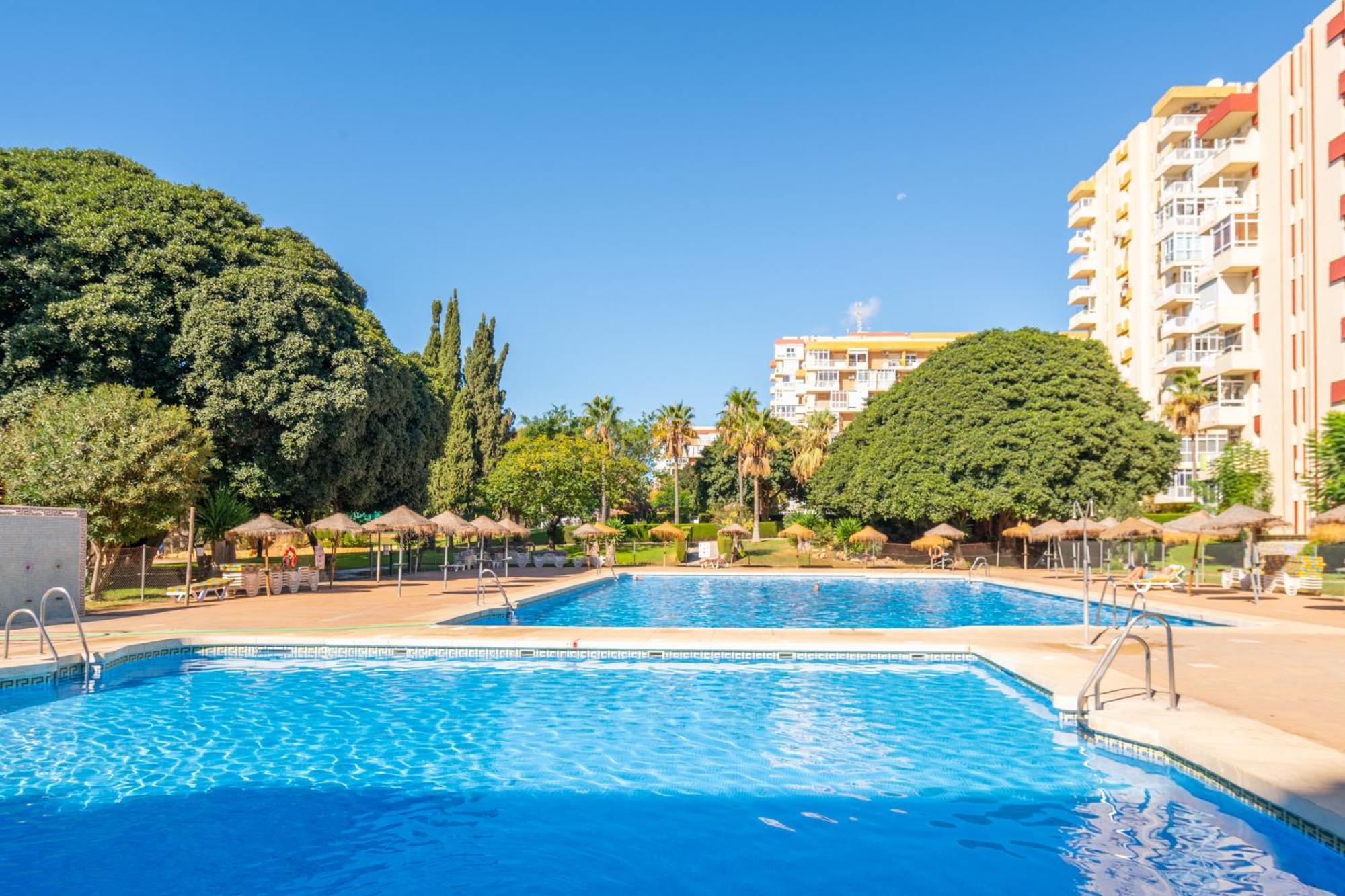 Hercules Pool & Beach Benalmádena Esterno foto